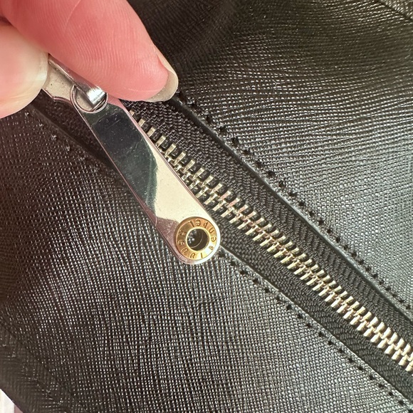 Henri Bendel Pink and Black Empire State Graphic Tote - Picture 10 of 15